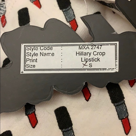 Motel Rocks Lipstick Print Crop Top XS - Picture 3 of 3